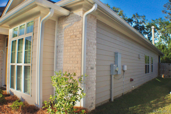 9832 Bluestone Circle