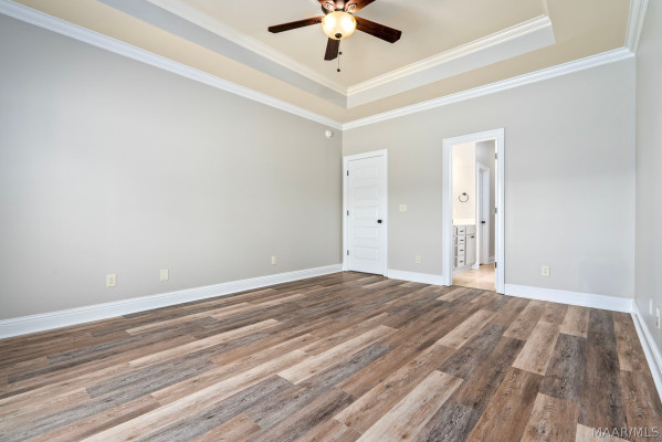 520 Stonegate Trail