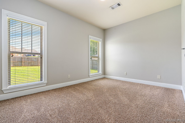 520 Stonegate Trail
