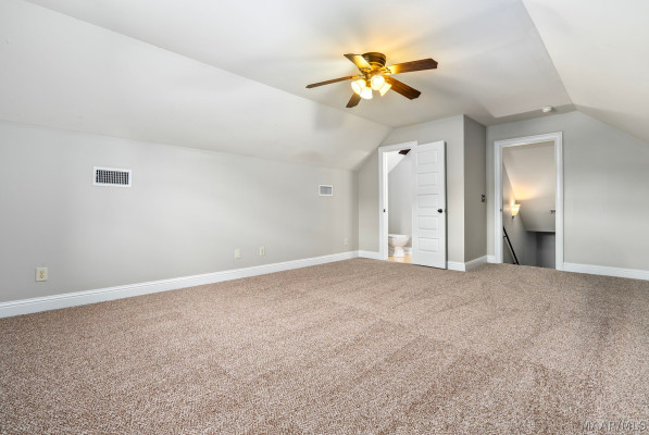 520 Stonegate Trail