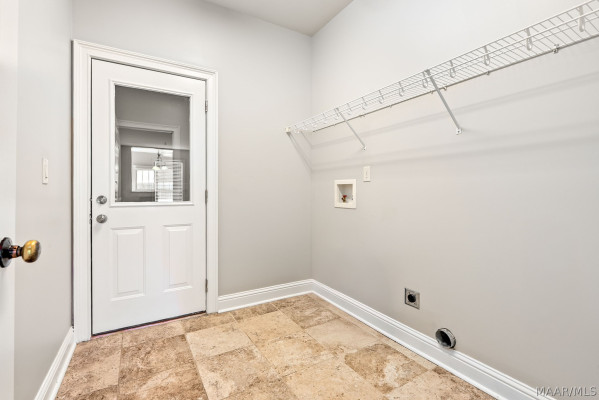520 Stonegate Trail