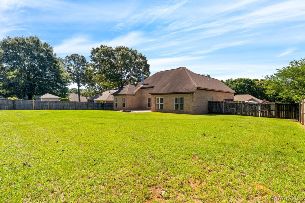 520 Stonegate Trail