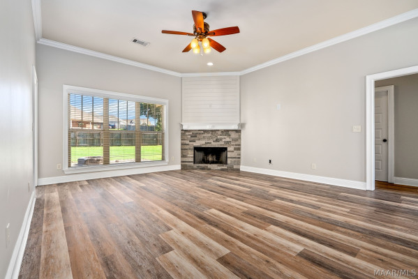 520 Stonegate Trail