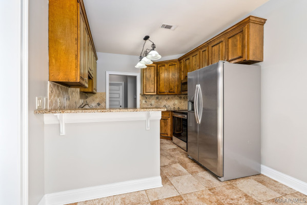 520 Stonegate Trail