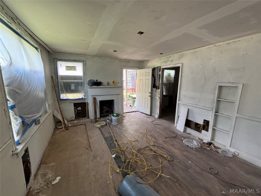 121 Bradley Drive