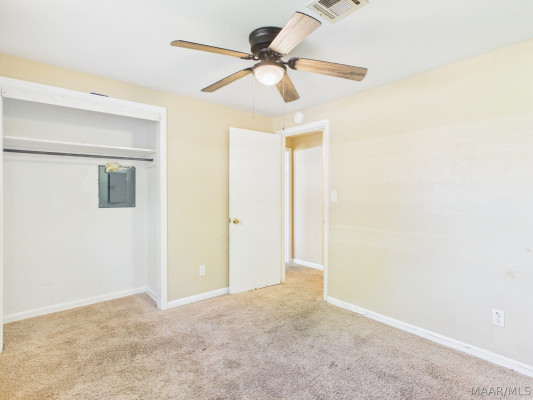 227 KINGSWOOD Road