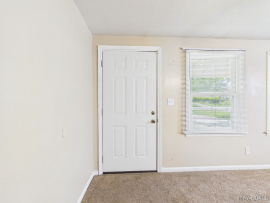227 KINGSWOOD Road