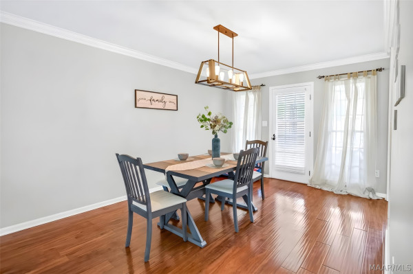 1243 CEDRIC Court