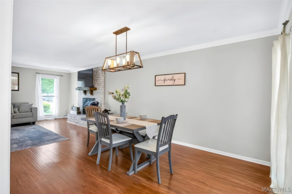 1243 CEDRIC Court