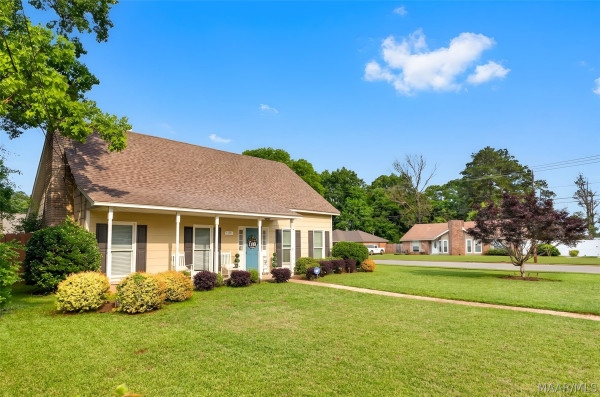 1243 CEDRIC Court