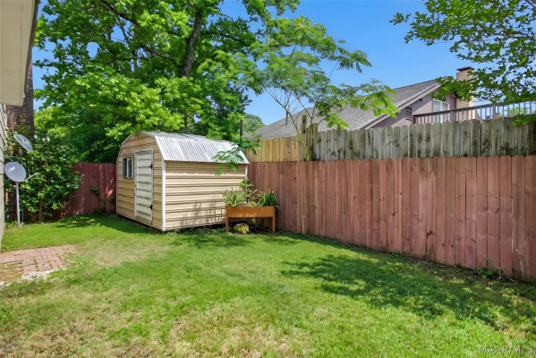 1243 CEDRIC Court