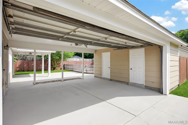1243 CEDRIC Court