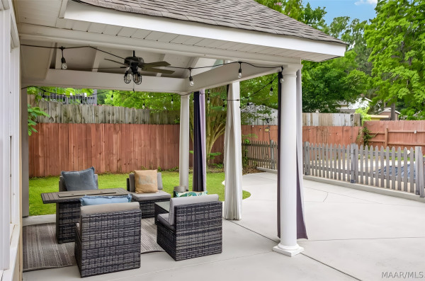 1243 CEDRIC Court
