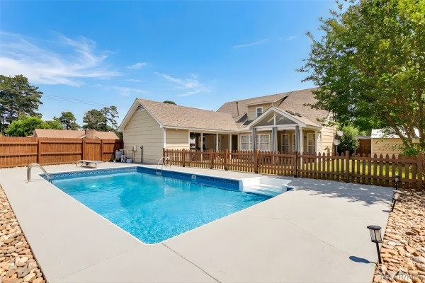 1243 CEDRIC Court