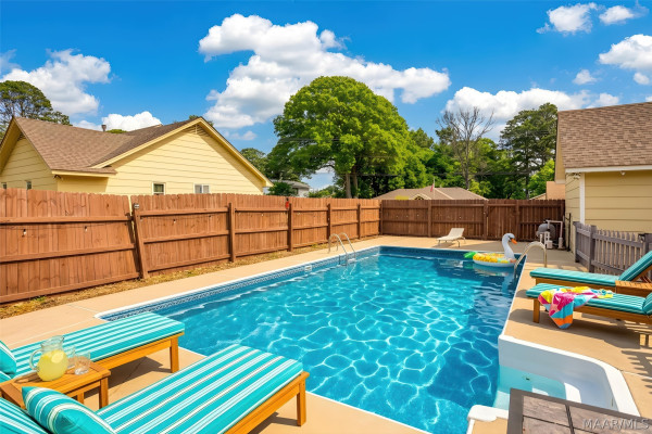 1243 CEDRIC Court