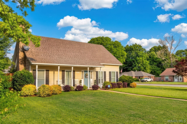 1243 CEDRIC Court