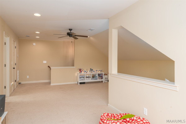 8860 PEMBERTON Park