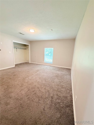 1008 N BURBANK Drive
