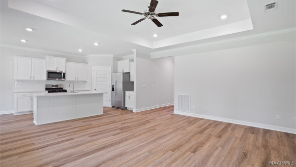 1037 Garden Lane