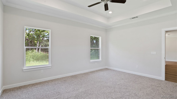 1037 Garden Lane