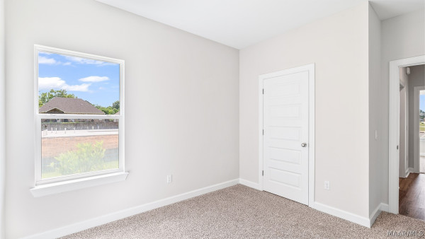 1037 Garden Lane