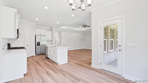 1037 Garden Lane