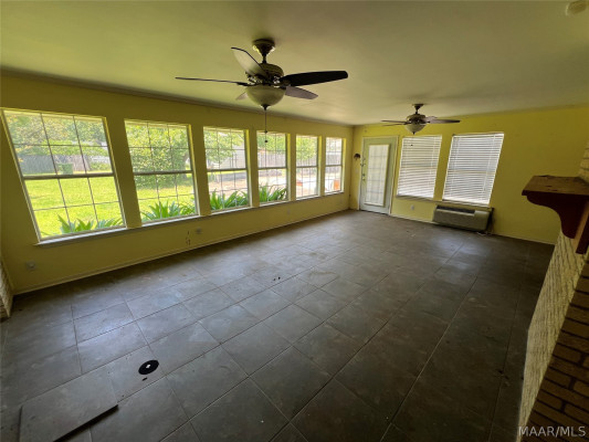 301 NAVAJO Drive