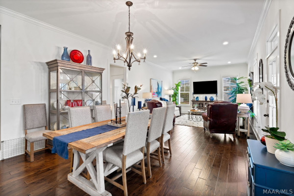 76 Double Oak Avenue
