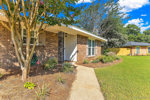 109 W Teri Court