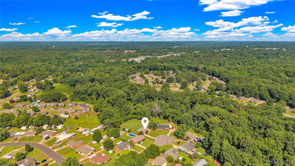 109 W Teri Court