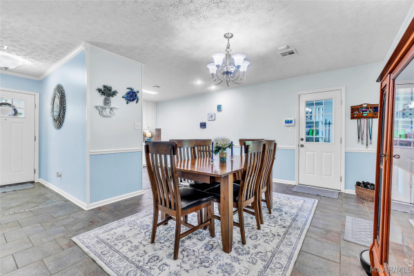 109 W Teri Court