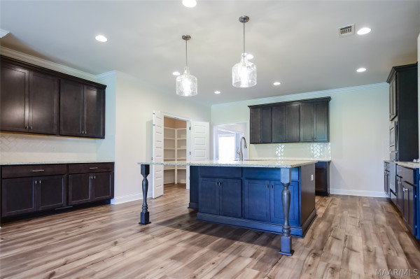 1270 Charleston Drive