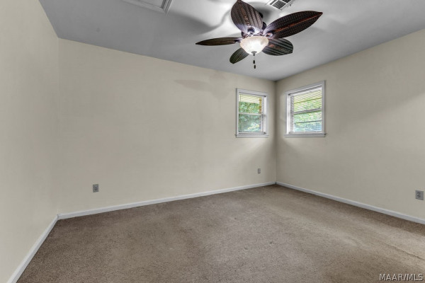 543 GREEN RIDGE Road