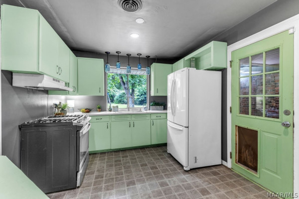 543 GREEN RIDGE Road