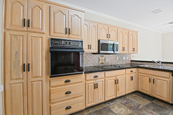 8631 PLANTATION RIDGE Road