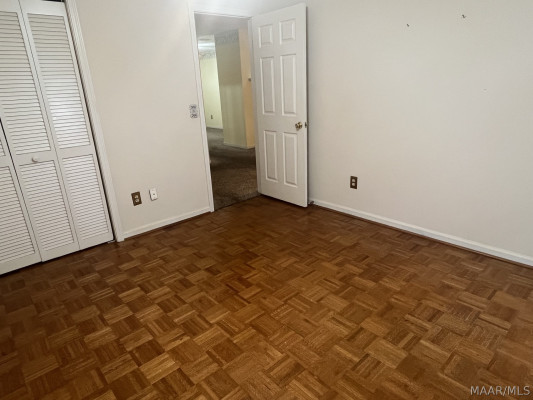 8328 Grand Oak Court
