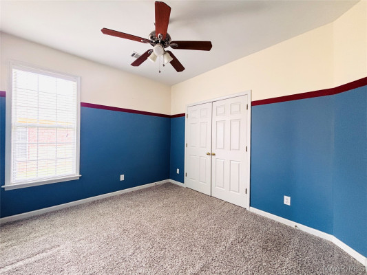 8220 GRAYSON Grove