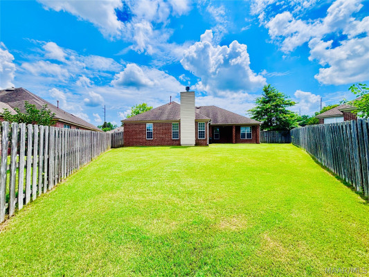 8220 GRAYSON Grove