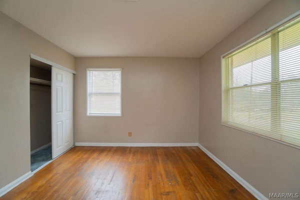 208 GREEN RIDGE Road