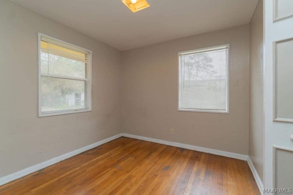 208 GREEN RIDGE Road