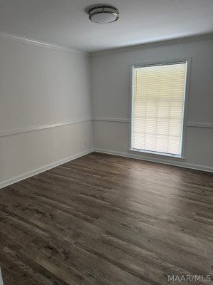 2557 WOODLEY Road