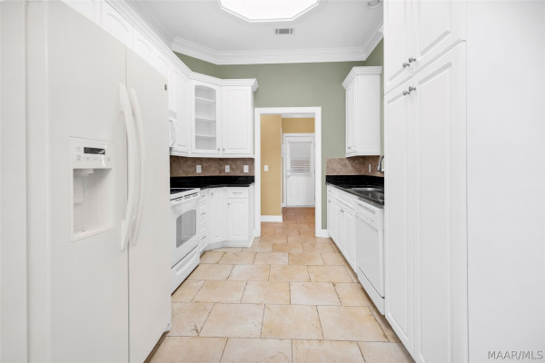 38 Old Orchard Loop