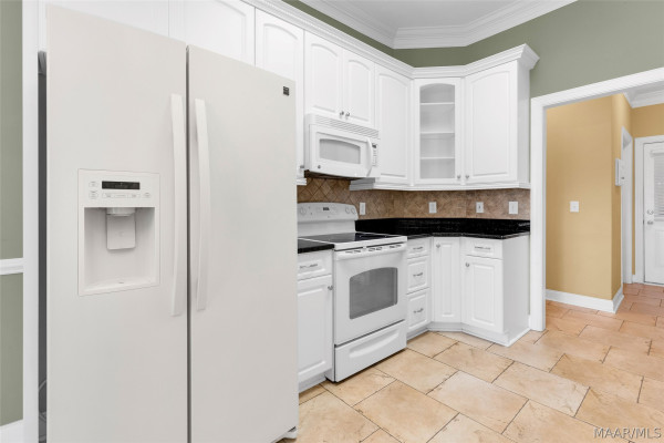 38 Old Orchard Loop
