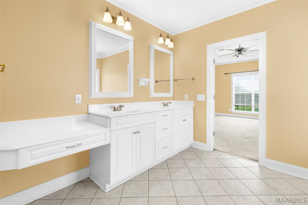 38 Old Orchard Loop