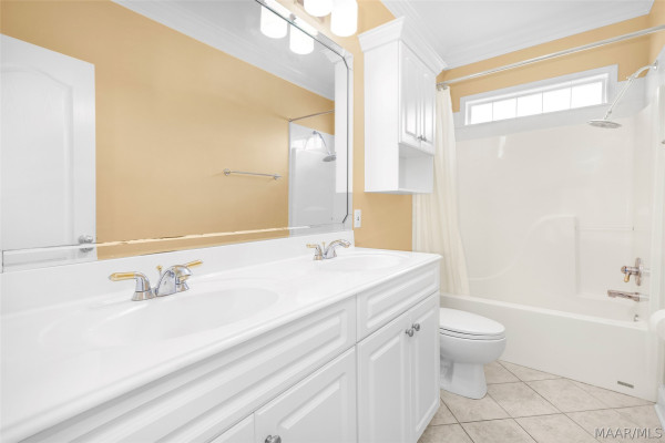 38 Old Orchard Loop