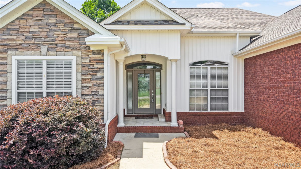 38 Old Orchard Loop