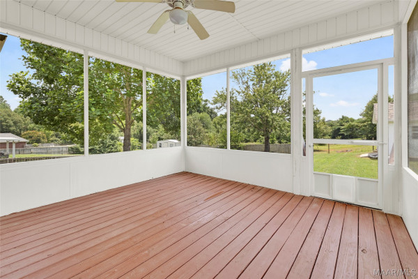 38 Old Orchard Loop