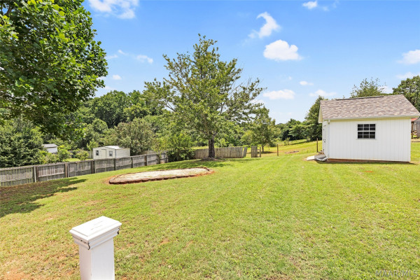 38 Old Orchard Loop
