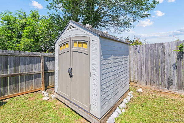 606 Castle Brook Drive