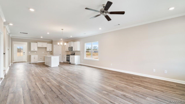 1724 Windsor Hill Lane